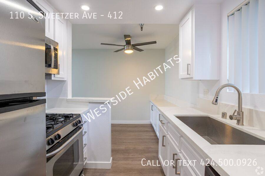 Apartment for rent at 110 S Sweetzer Ave #412, Los Angeles, CA 90048