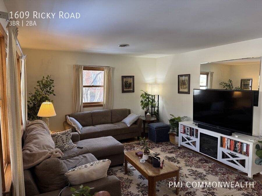 House for rent at 1609 Ricky Rd, Charlottesville, VA 22901