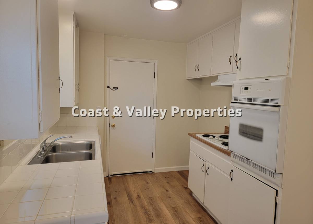 Apartment for rent at 281 Katherine Ave, Salinas, CA 93901