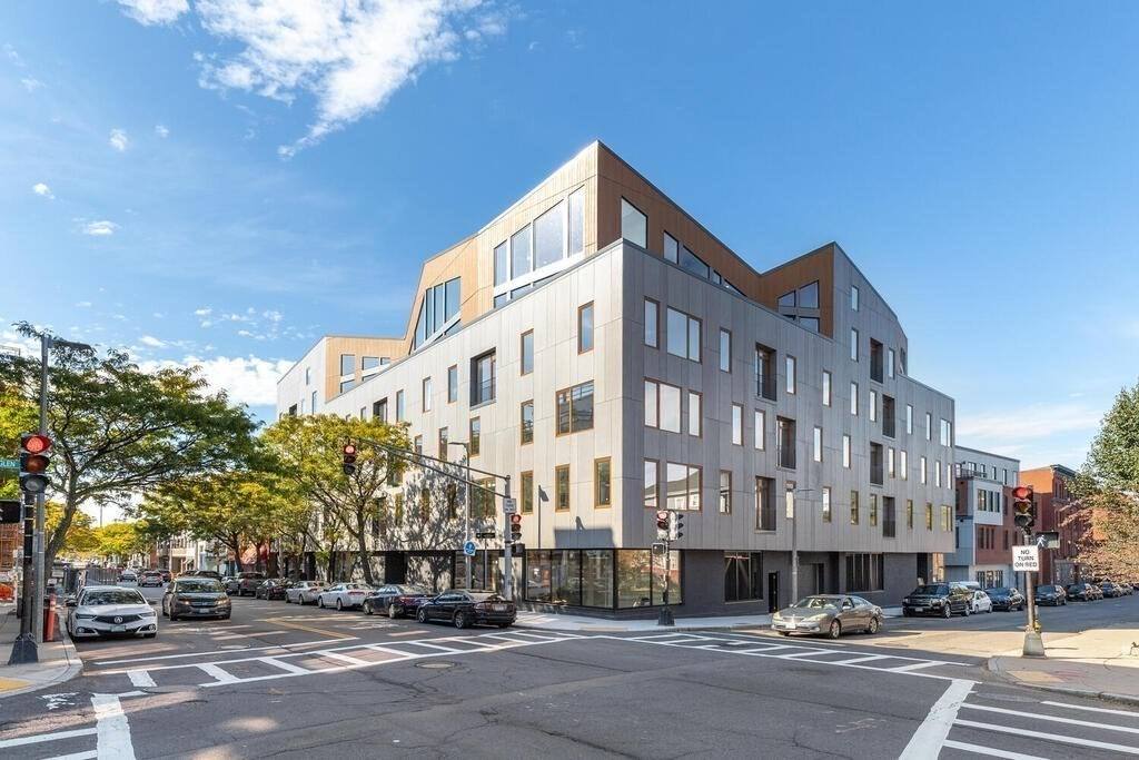 Apartment for rent at 211 Green St, Jamaica Plain, MA 02130