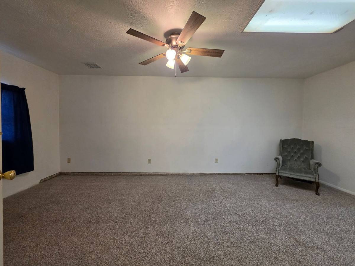 House for rent at 1 Red Oak Rd, Shawnee, OK 74804