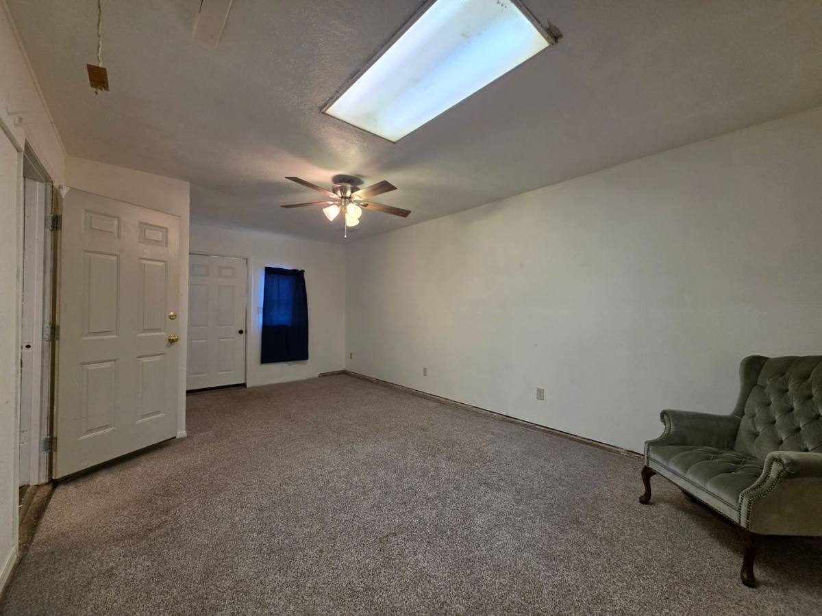 House for rent at 1 Red Oak Rd, Shawnee, OK 74804