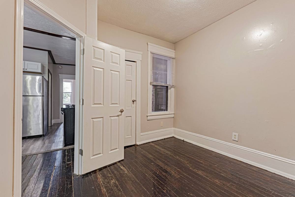 Apartment for rent at 1889-1899 West48th St, Cleveland, OH 44102