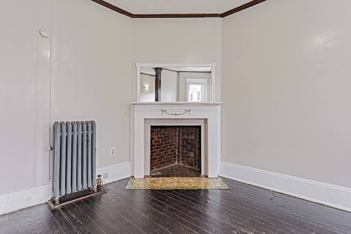 Apartment for rent at 1889-1899 West48th St, Cleveland, OH 44102