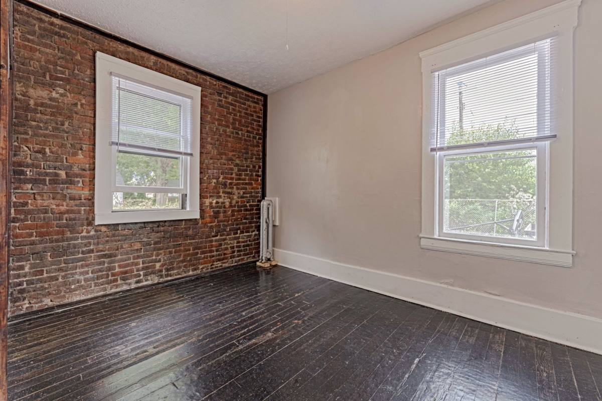 Apartment for rent at 1889-1899 West48th St, Cleveland, OH 44102