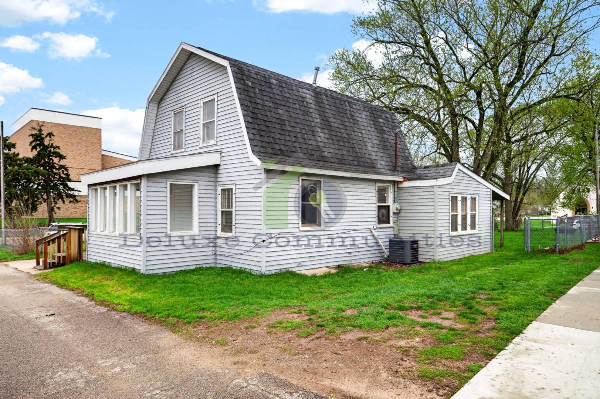 House for rent at 3466 Reiser Ave SW, Grand Rapids, MI 49548