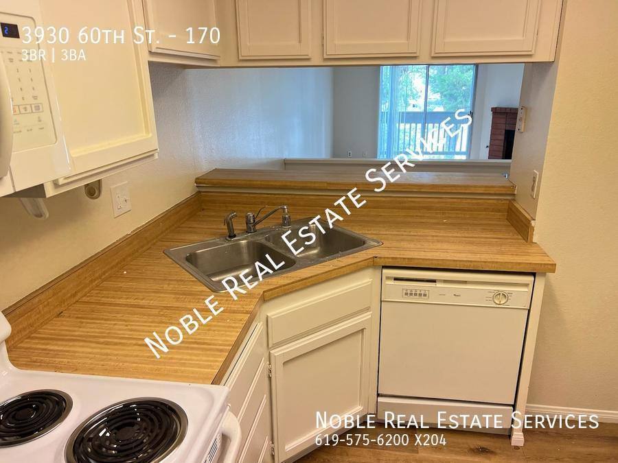 Townhouse for rent at 3930 60th St #170, San Diego, CA 92115