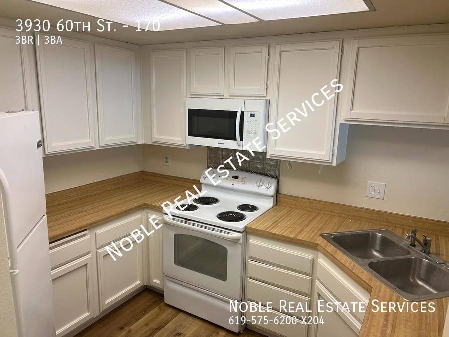 Townhouse for rent at 3930 60th St #170, San Diego, CA 92115