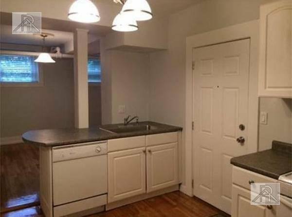 Apartment for rent at 3 Euston St #B, Brookline, MA 02445