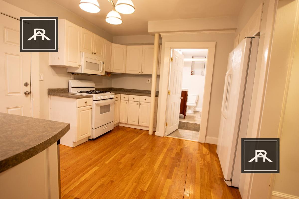 Apartment for rent at 3 Euston St #B, Brookline, MA 02445