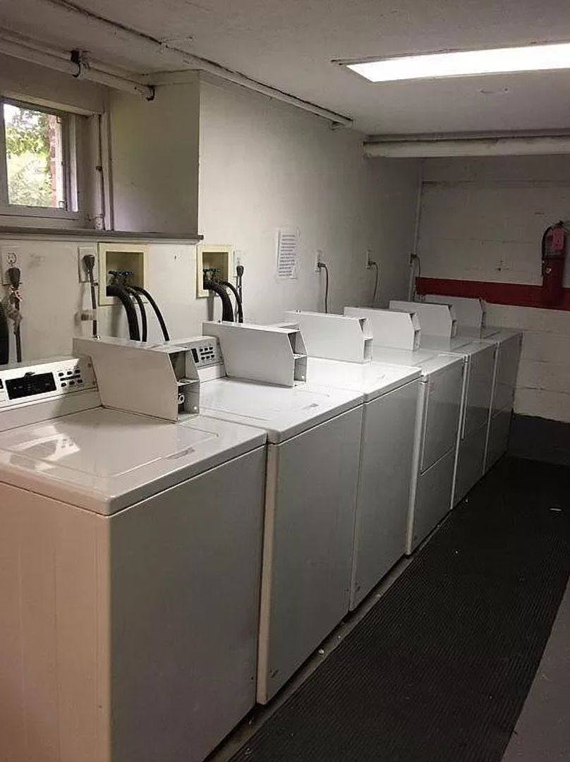 Apartment for rent at 31-47 Lafayette Ave, Chatham, NJ 07928