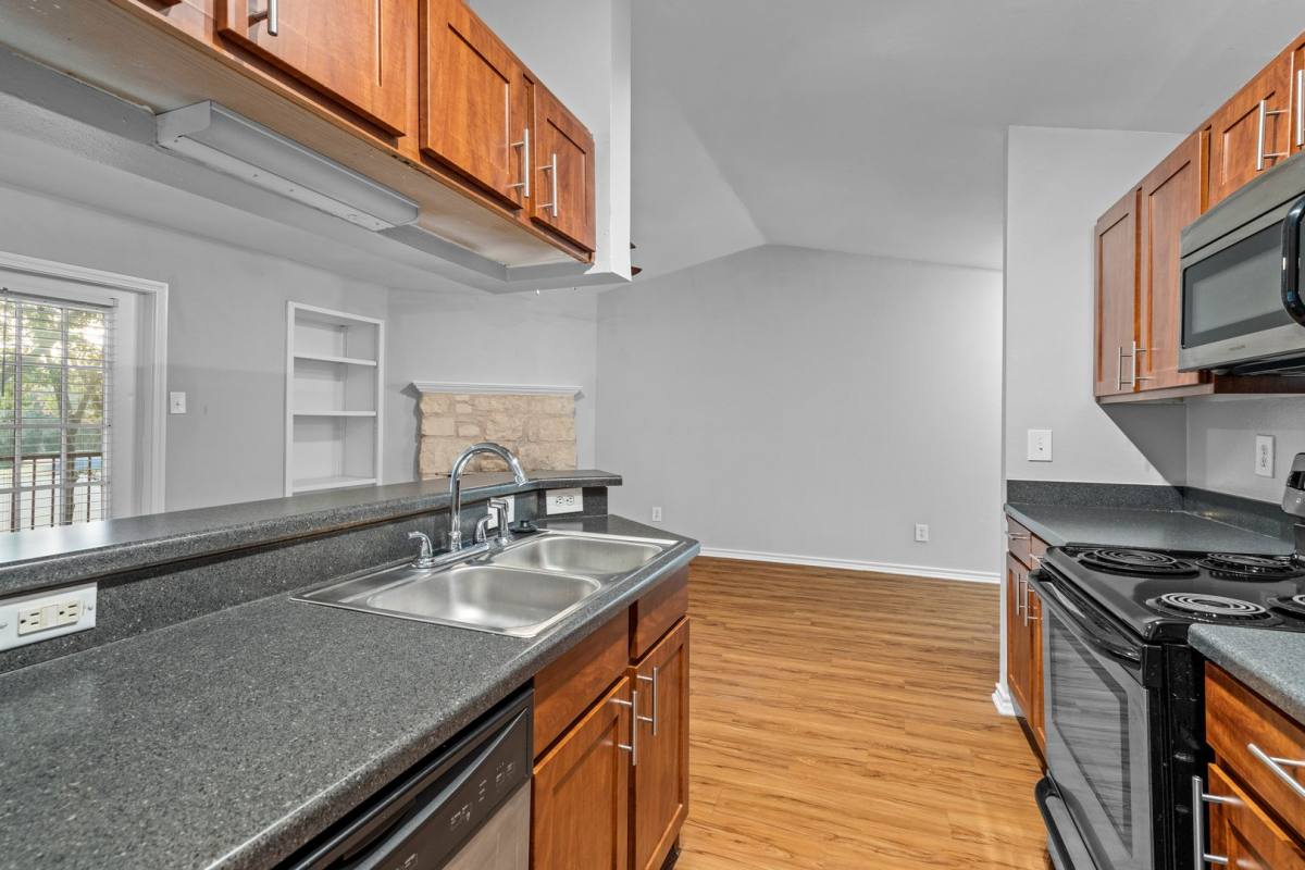 Townhouse for rent at 6804 N Capital of Texas Highway 521, Austin, TX 78759