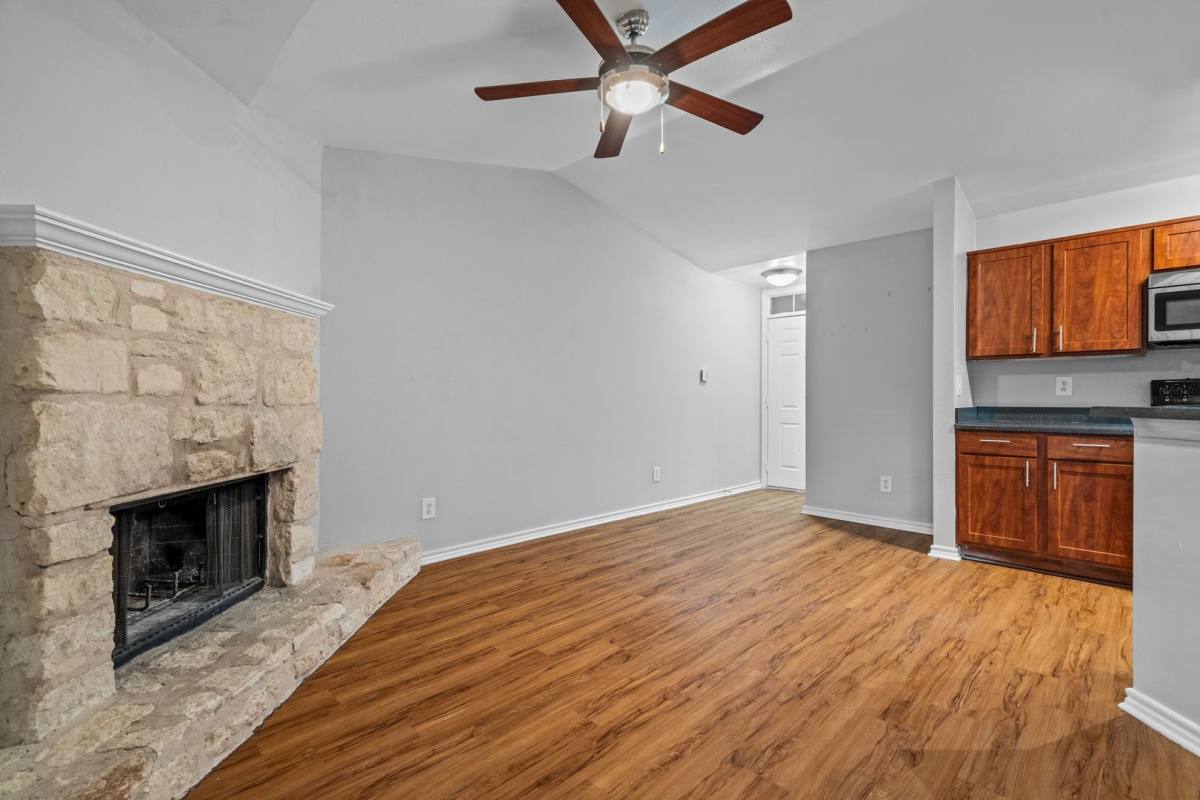 Townhouse for rent at 6804 N Capital of Texas Highway 521, Austin, TX 78759