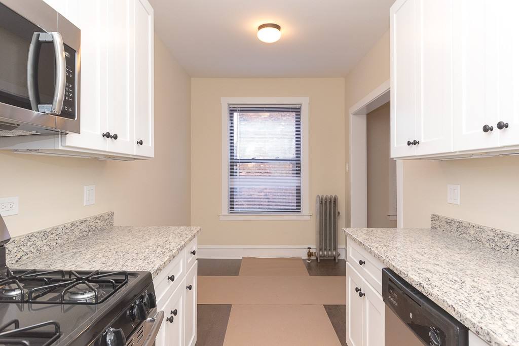 Apartment for rent at 1360 52nd #N3, Chicago, IL 60615