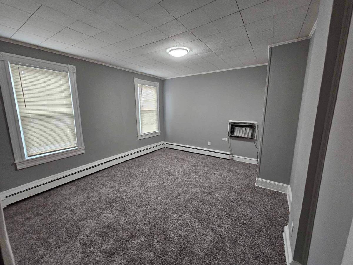 Apartment for rent at 276 S Loudon Ave, Baltimore, MD 21229