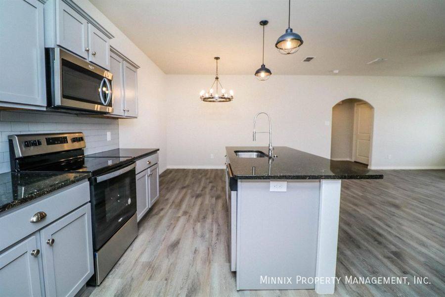 Townhouse for rent at 2525 137th St, Lubbock, TX 79423