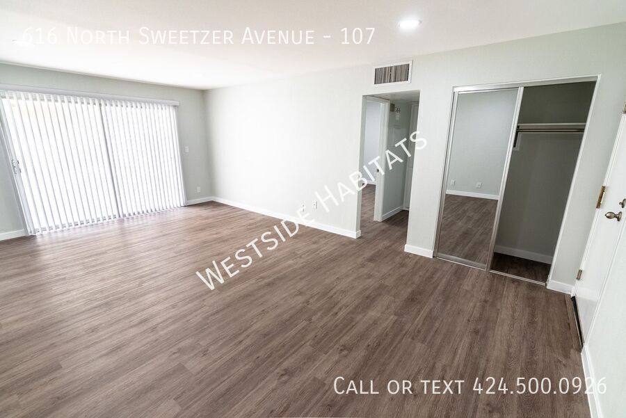 Apartment for rent at 616 N Sweetzer Ave #107, Los Angeles, CA 90048