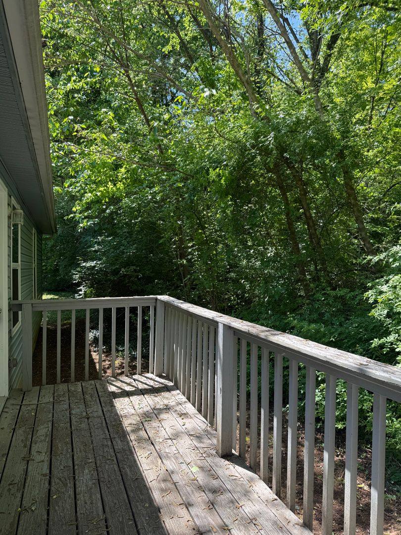 Apartment for rent at 5228 McIntyre Rd, Knoxville, TN 37914