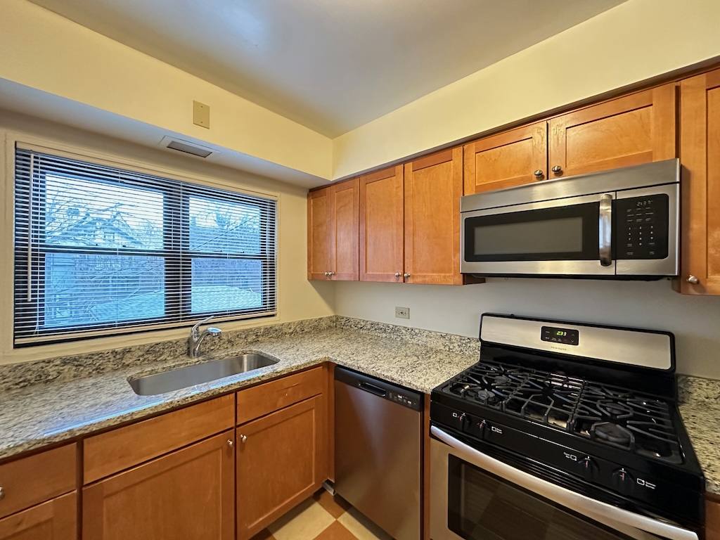 Apartment for rent at 1644 Sherwin #C4, Chicago, IL 60626
