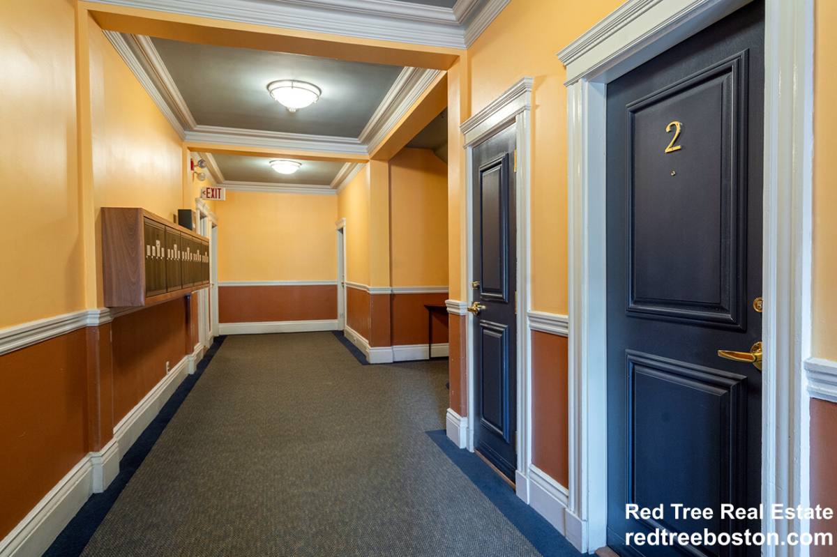 Apartment for rent at 107 Queensberry St #12A, Boston, MA 02215