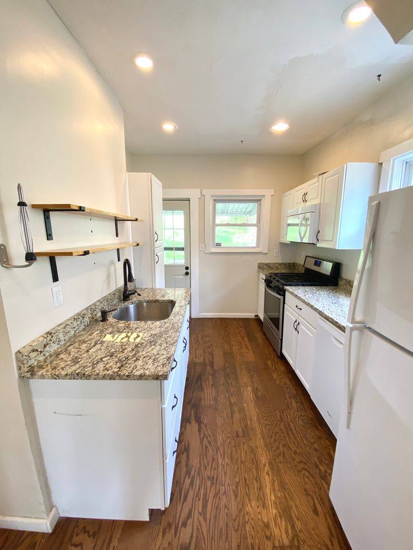 House for rent at 1518 Orangewood Ave, Pittsburgh, PA 15216
