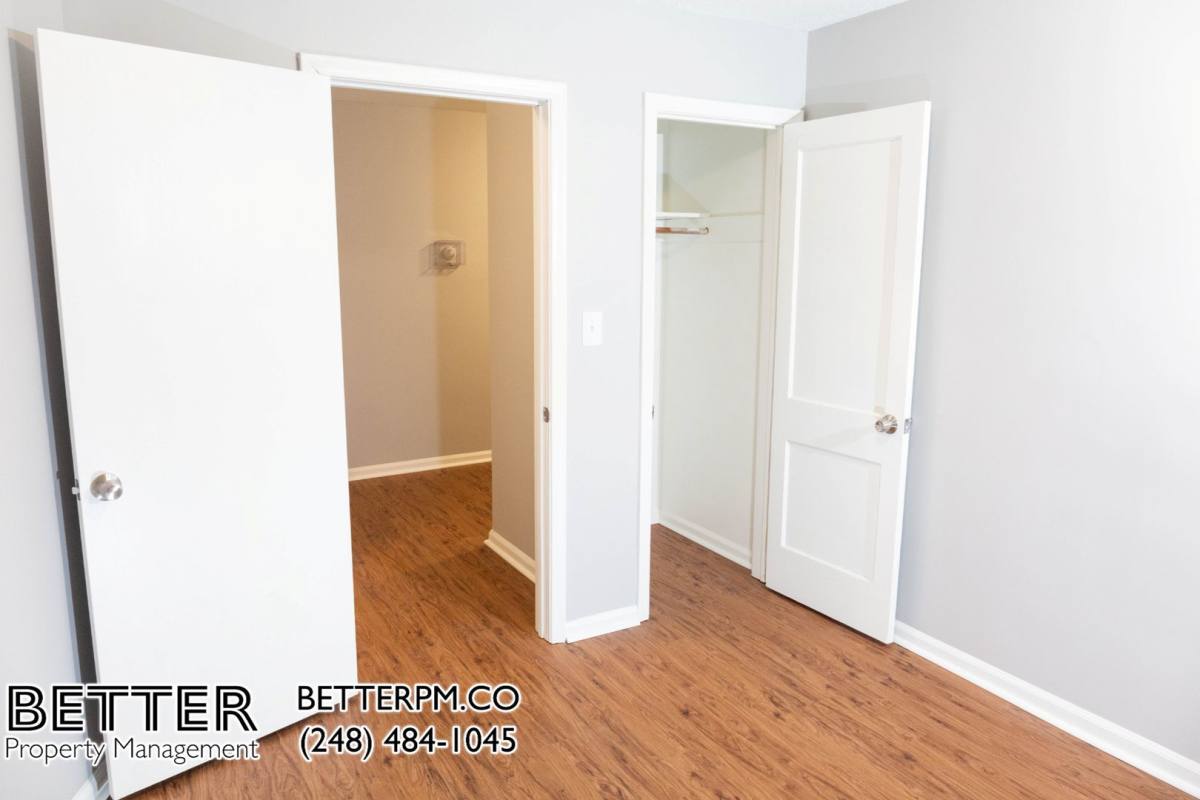 Apartment for rent at 17107 Palmer St, Melvindale, MI 48122