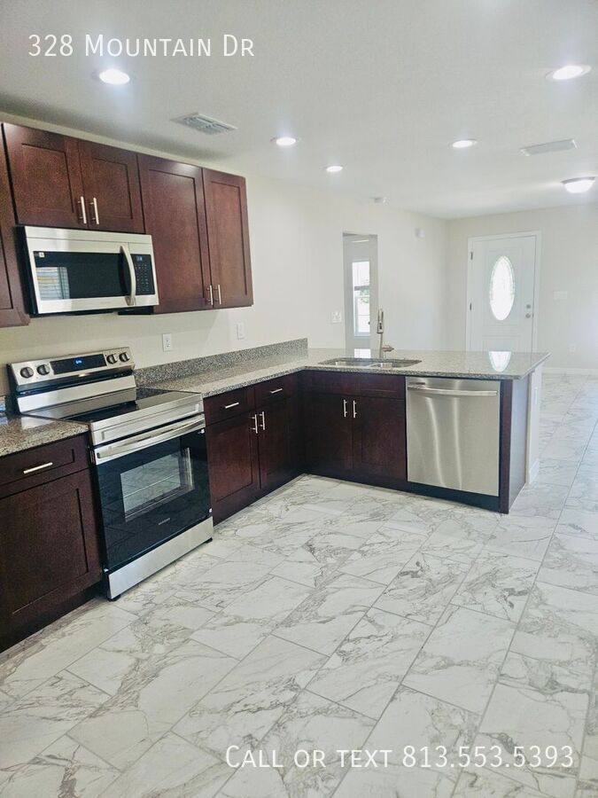 House for rent at 328 Mountain Dr, Babson Park, FL 33827