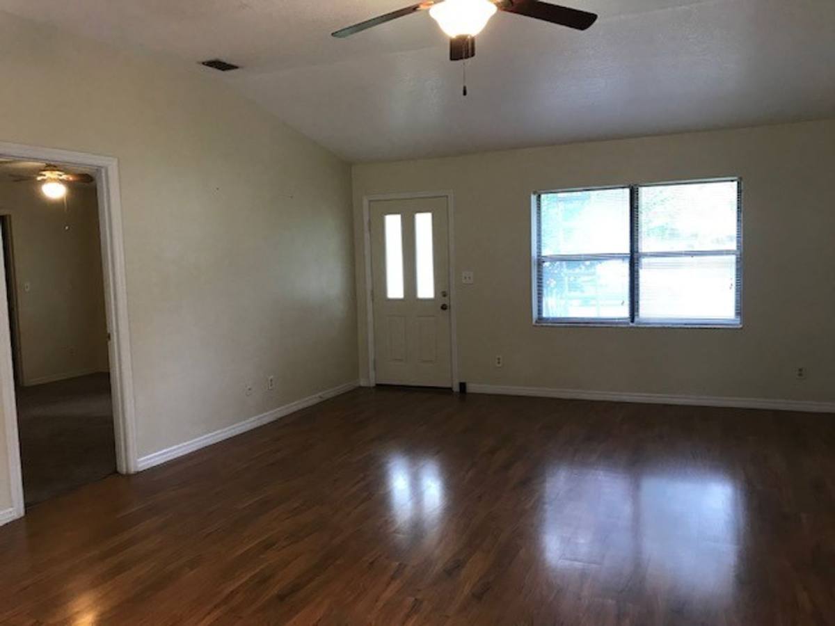 House for rent at 3026 NE 39 Place, Ocala, FL 34470