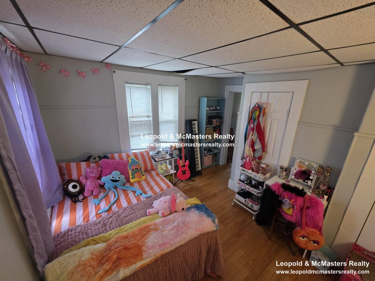 Apartment for rent at 139 Greenwood St #2, Gardner, MA 01440
