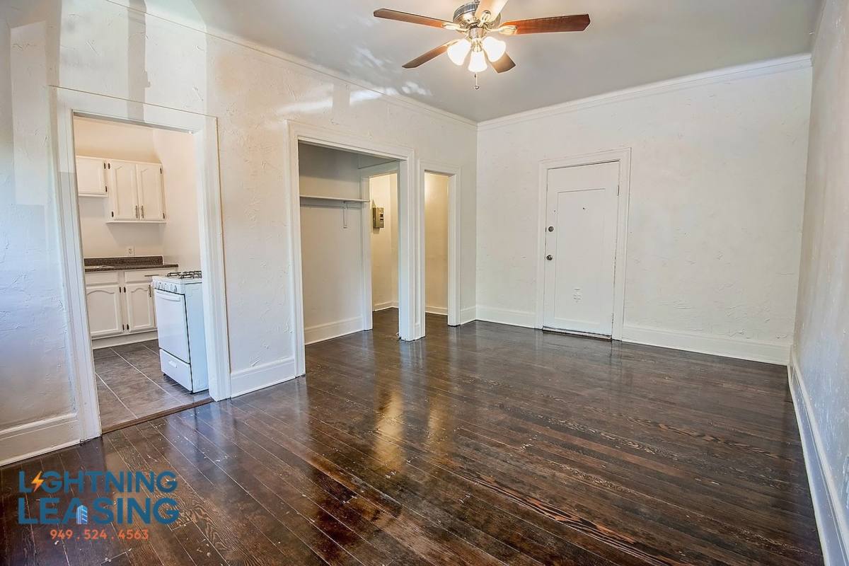 Apartment for rent at 416 1 2 S Westlake Ave #109A, Los Angeles, CA 90057