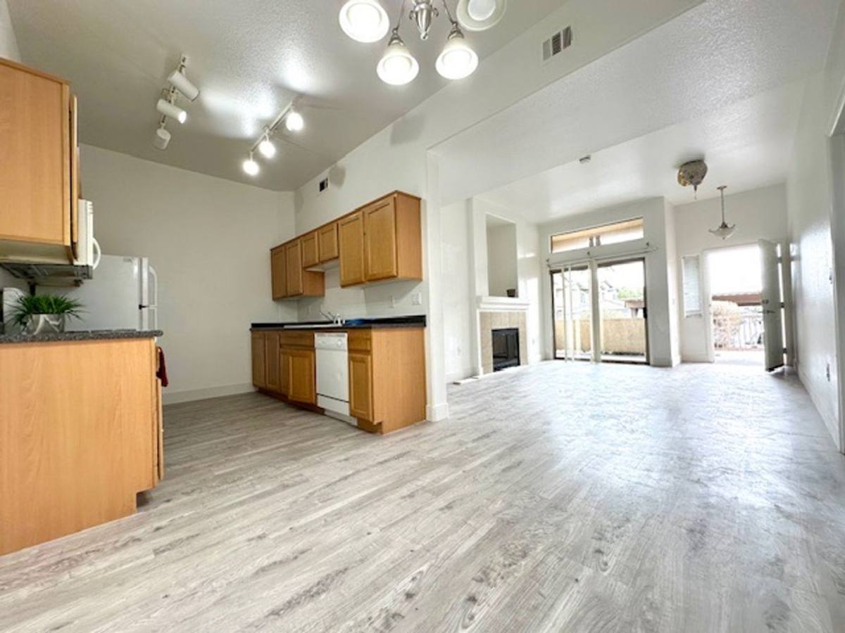 Apartment for rent at 8985 S Durango Dr, Las Vegas, NV 89113