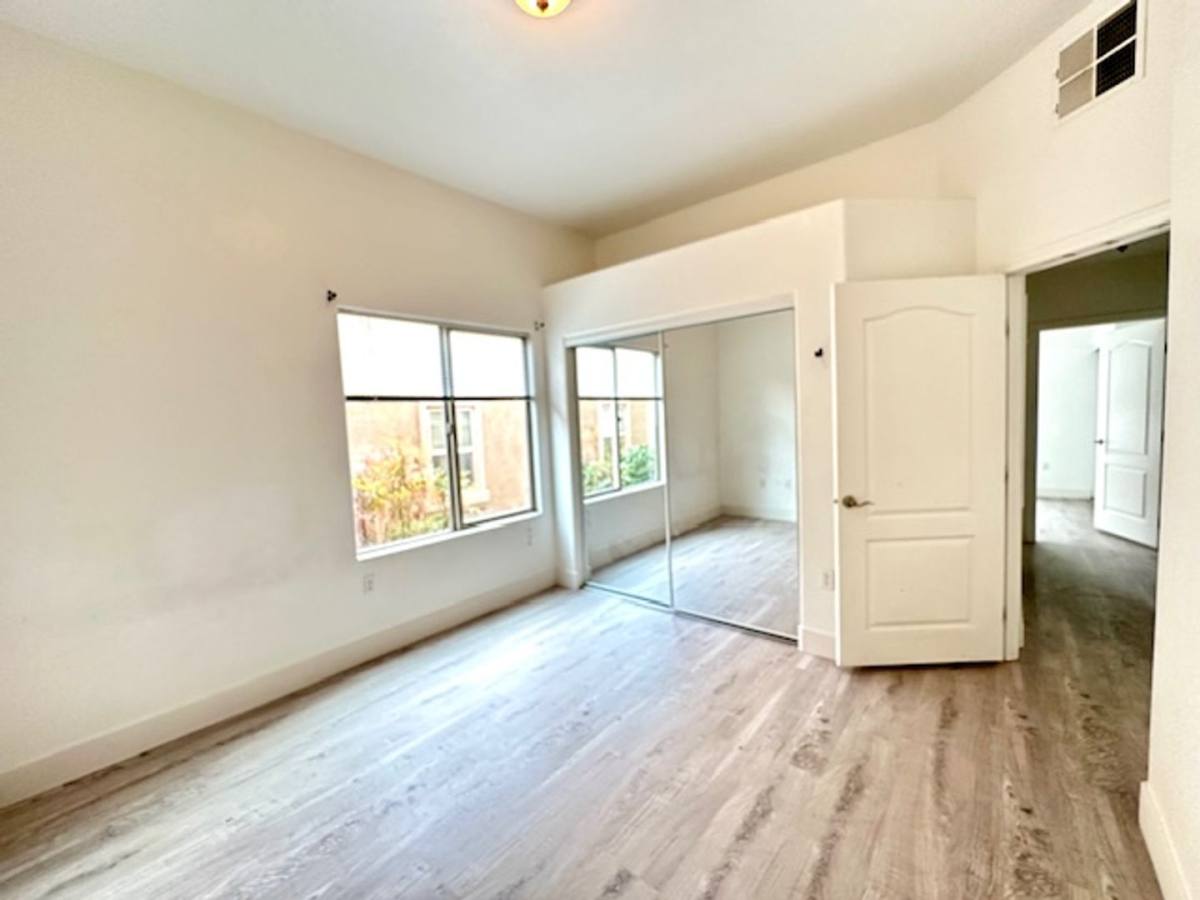 Apartment for rent at 8985 S Durango Dr, Las Vegas, NV 89113