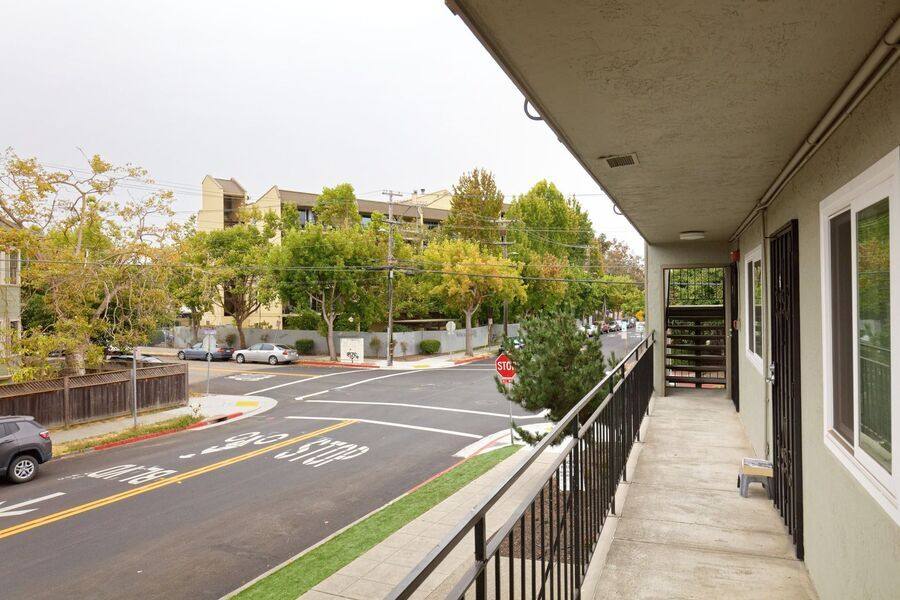 Apartment for rent at 1947 Oregon St #9, Berkeley, CA 94703
