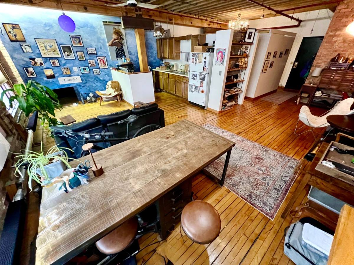 Apartment for rent at 711 S Dearborn St, Chicago, IL 60605