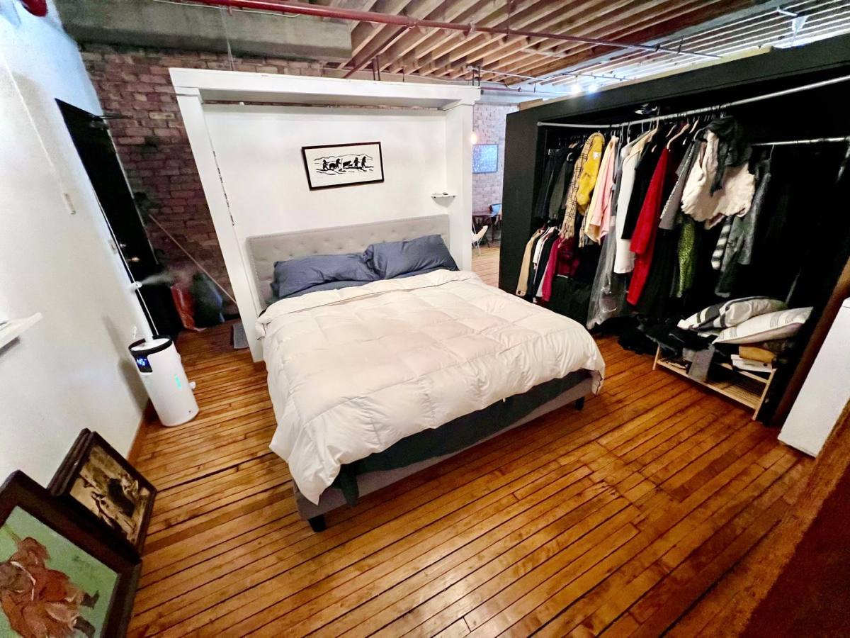 Apartment for rent at 711 S Dearborn St, Chicago, IL 60605