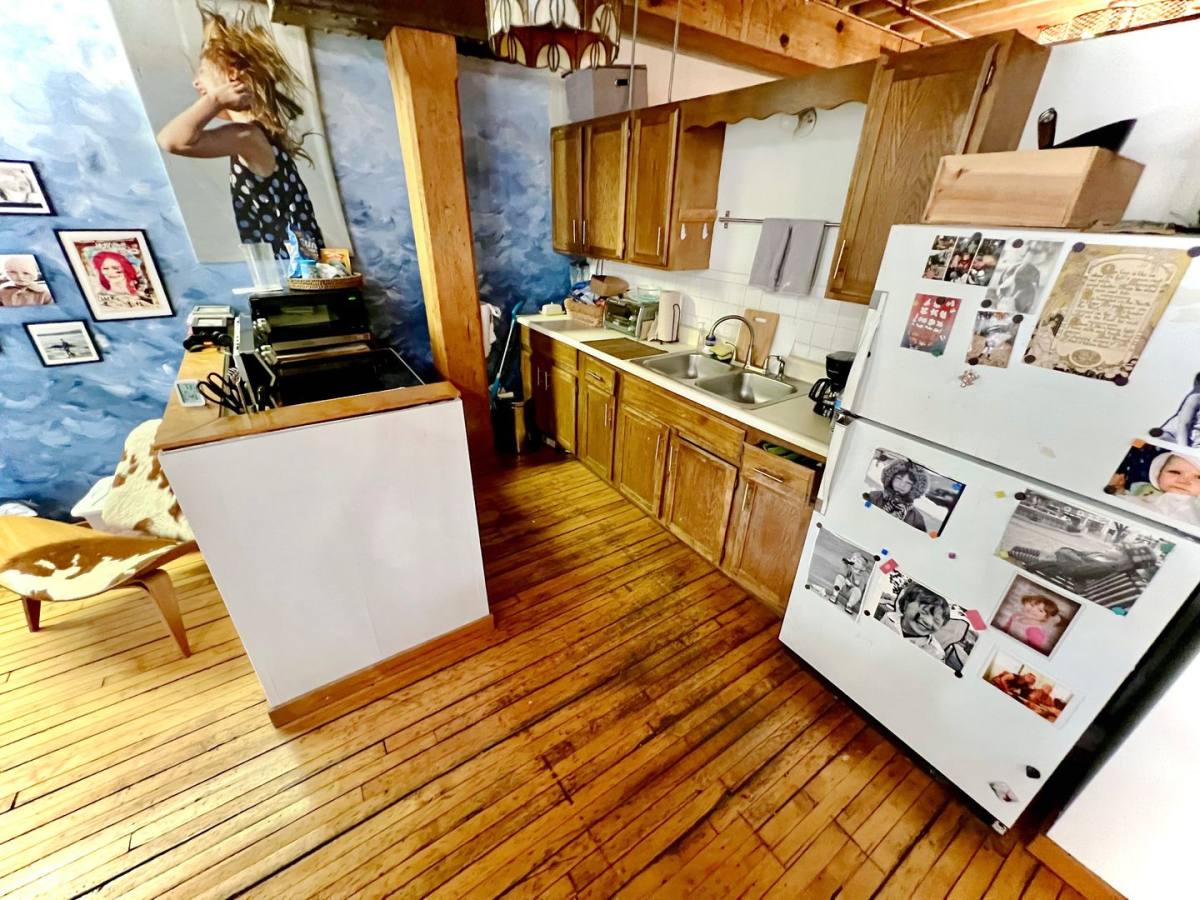 Apartment for rent at 711 S Dearborn St, Chicago, IL 60605
