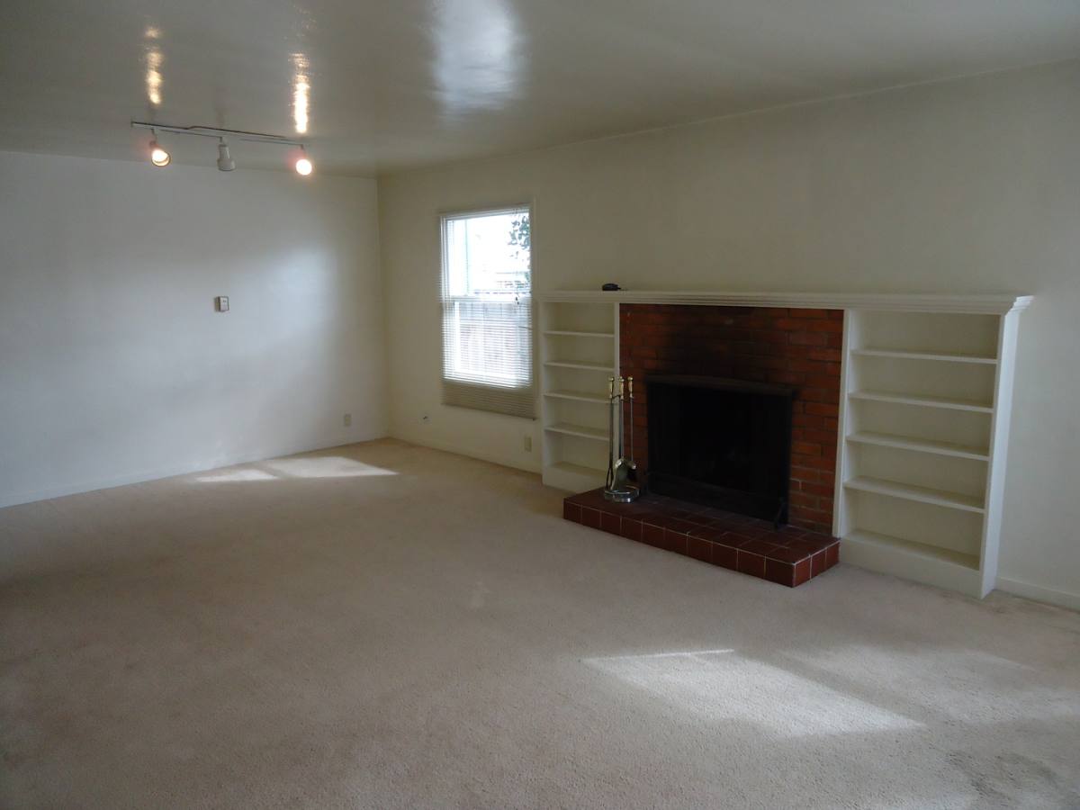 House for rent at 1251 8th St, Monterey, CA 93940