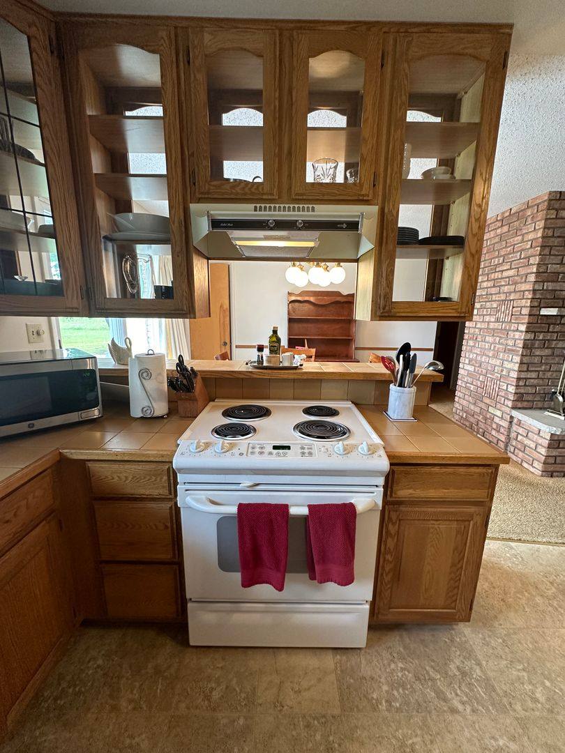 House for rent at 7799 S Center Highway, Traverse City, MI 49684