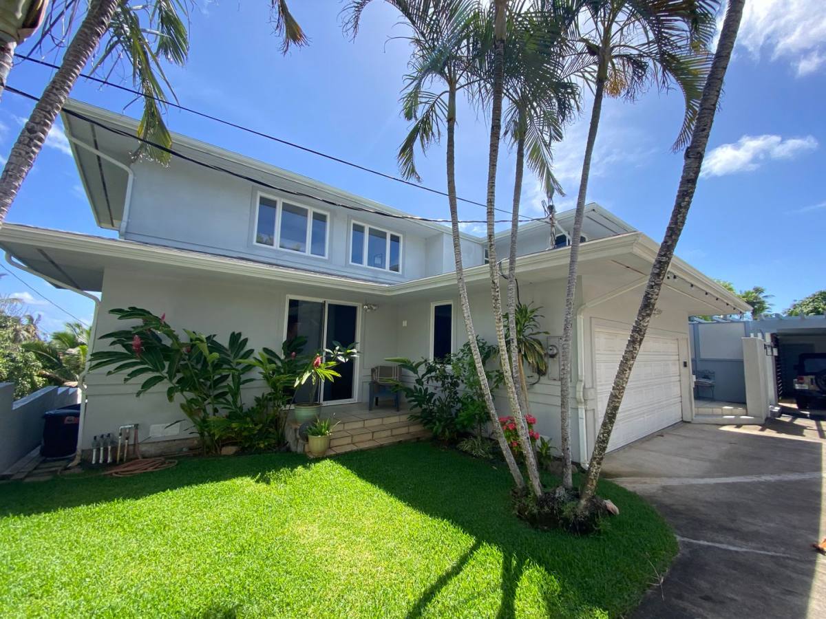 House for rent at 864 Aalapapa Dr Right, Kailua, HI 96734