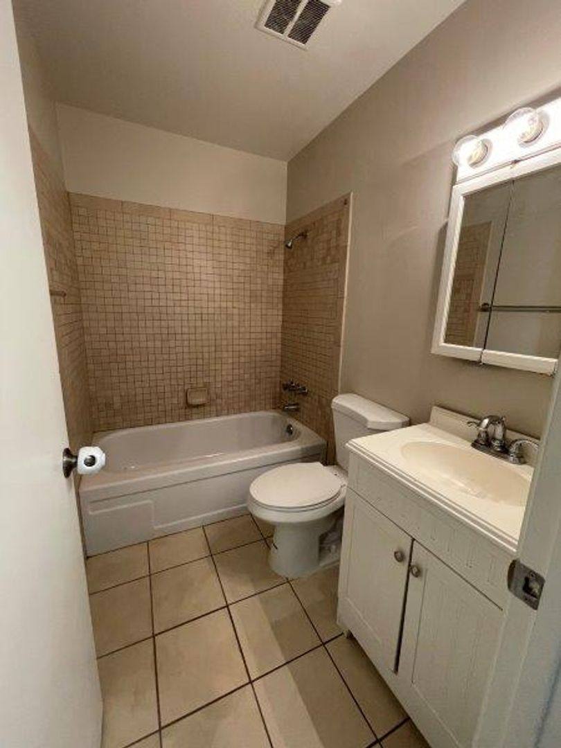 Condo for rent at 9508 Emerald Park Dr, Elk Grove, CA 95624