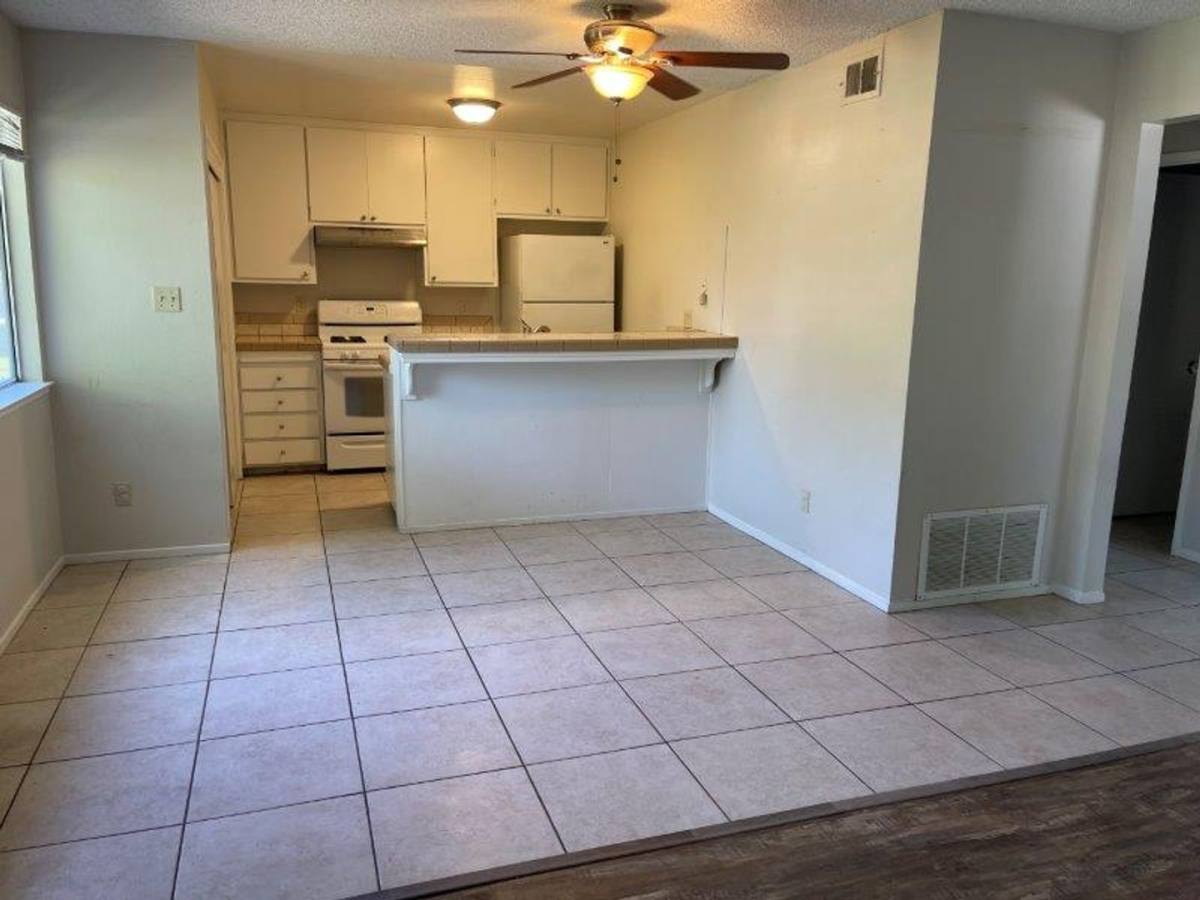 Condo for rent at 9508 Emerald Park Dr, Elk Grove, CA 95624