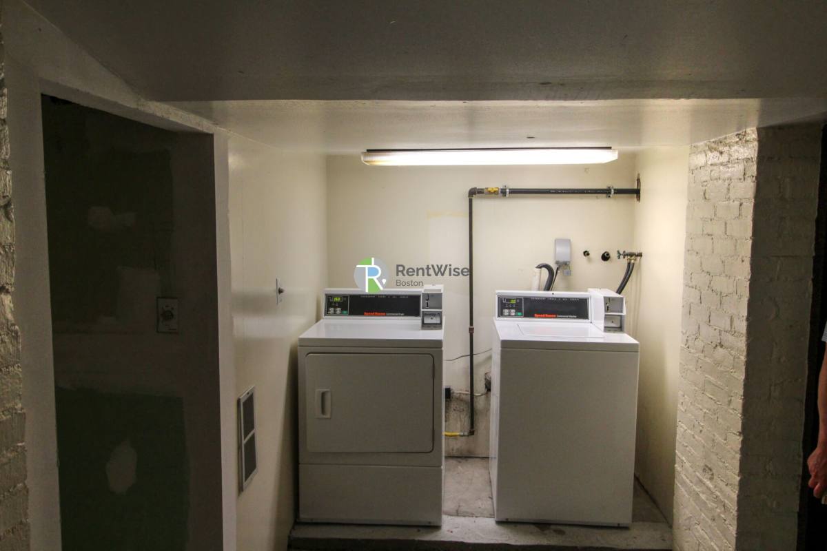 Apartment for rent at 337 Washington St #5, Newton Center, MA 02459