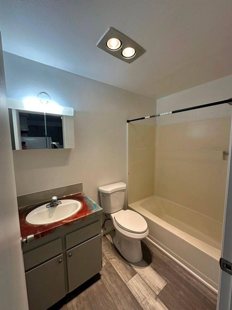 Apartment for rent at 4500 Cannon Ave, Klamath Falls, OR 97603