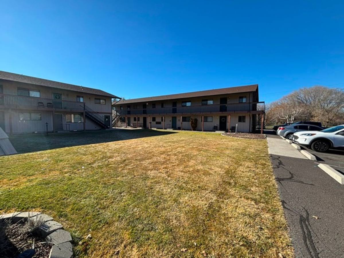 Apartment for rent at 4500 Cannon Ave, Klamath Falls, OR 97603