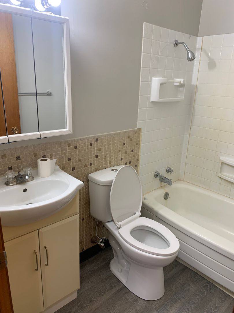 Apartment for rent at 118 E Phillip Ave, Norfolk, NE 68701