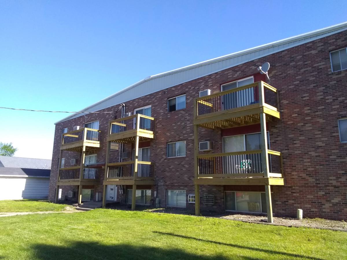 Apartment for rent at 118 E Phillip Ave, Norfolk, NE 68701