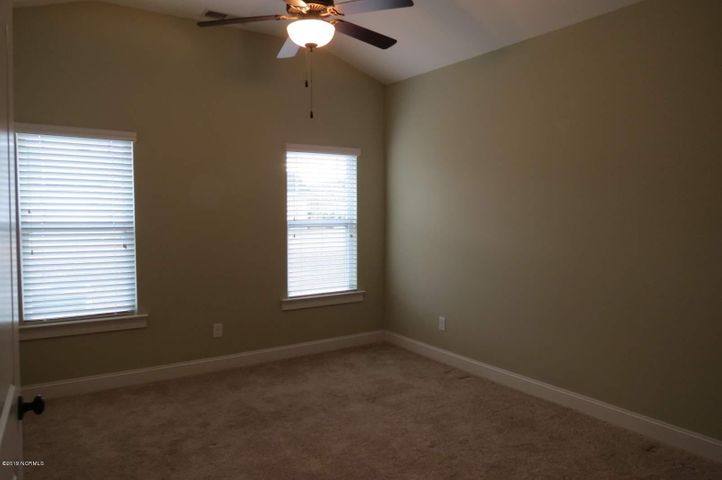 Townhouse for rent at 1805 Fox Den Way #5, Greenville, NC 27858