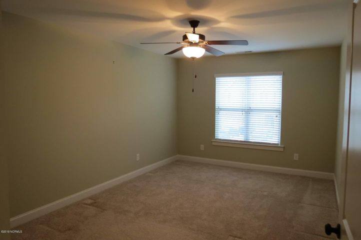 Townhouse for rent at 1805 Fox Den Way #5, Greenville, NC 27858