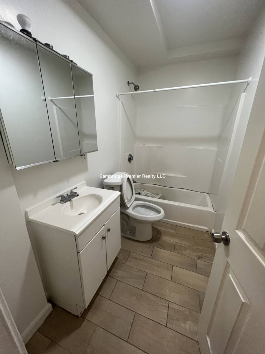 Apartment for rent at 14 Union St #1, Lowell, MA 01852