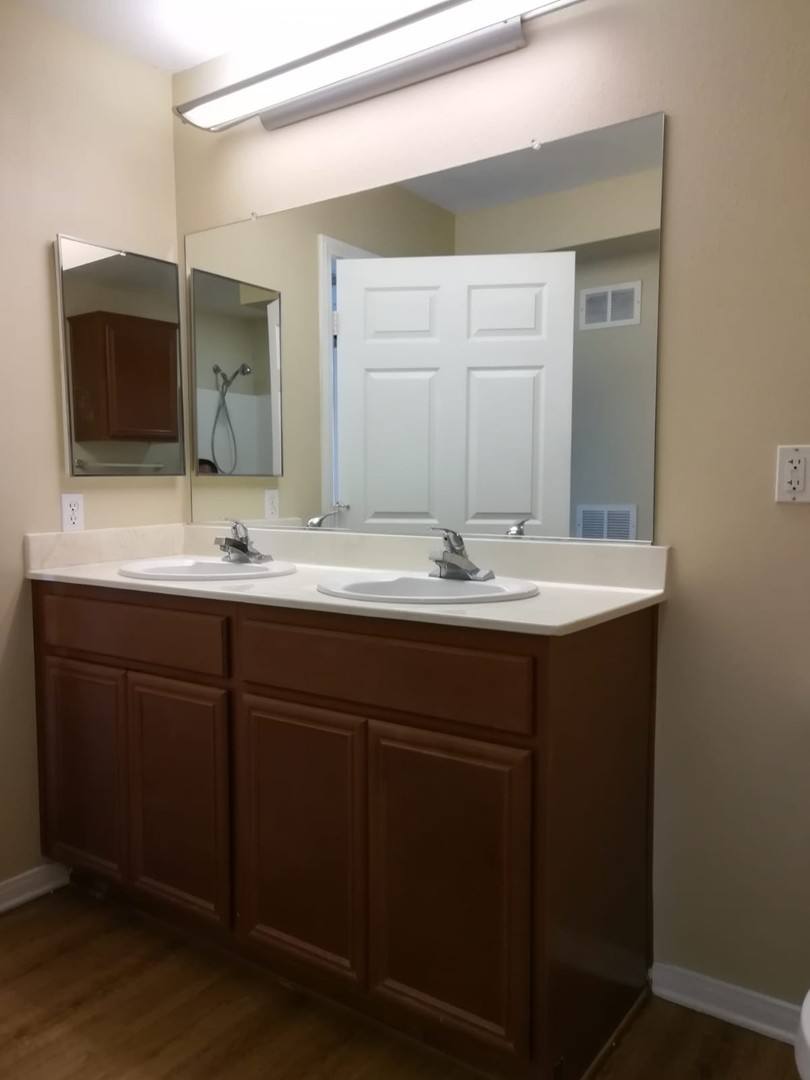 Apartment for rent at 1054 N Orange St, Riverside, CA 92501